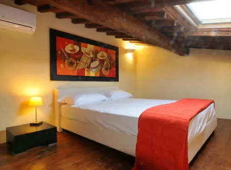 Nora Hotel 2*