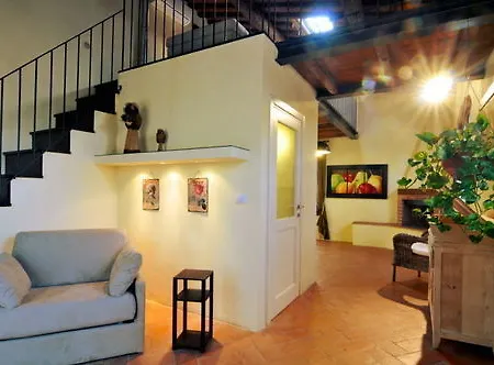 Nora Hotel